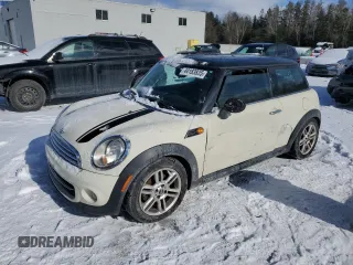 2011 MINI Hardtop with VIN WMWSU3C55BTX95535, listed as a Copart auction lot 44183835 with 105,491 mi miles and Clean title. Bid and sale history available at DreamBid. Image 1.