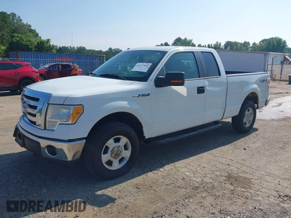 2010 Ford F-150 XL z VIN 1FTFX1EV3AKE81304, wystawiony jako IAAI lot #42423867 z przebiegiem 214 188 mil mil oraz . Historia ofert i sprzedaży dostępna na DreamBid. Obrazek 20.
