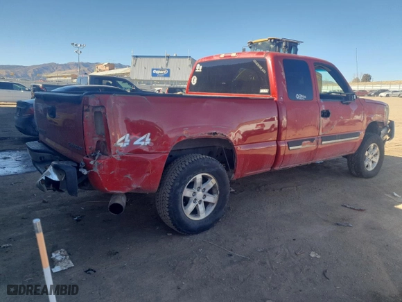 2003 Chevrolet Silverado 1500 LS with VIN 2GCEK19V231135137, listed as a Copart auction lot 44505835 with 221,616 mi miles and Salvage Title. Bid and sale history available at carsss.com. Image 3.