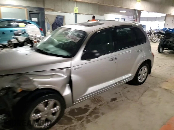 2004 Chrysler PT Cruiser Limited z VIN 3C8FY68BX4T358256, wystawiony jako Copart lot #54919485 z przebiegiem Nie podano mil oraz Czysty tytuł • Clean title. Historia ofert i sprzedaży dostępna na DreamBid. Obrazek 13.