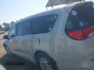 2017 Chrysler Pacifica Touring with VIN 2C4RC1DG6HR633826, listed as a IAAI auction lot 42170041 with 143,481 mi miles and . Bid and sale history available at DreamBid. Image 14.