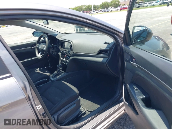 2020 Hyundai Elantra SEL z VIN 5NPD84LF6LH529154, wystawiony jako IAAI lot #39502750 z przebiegiem 101 695 mil mil oraz . Historia ofert i sprzedaży dostępna na DreamBid. Obrazek 5.