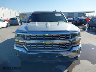 2018 Chevrolet Silverado 1500 LT with VIN 3GCPCRECXJG159263, listed as a IAAI auction lot 41856210 with 184,020 mi miles. Bid and sale history available at carsss.com. Image 12.