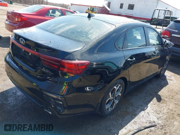 2019 Kia Forte LXS with VIN 3KPF24AD9KE045316, listed as a IAAI auction lot 41801486 with 84,843 mi miles. Bid and sale history available at carsss.com. Image 4.
