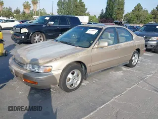 1997 Honda Accord Special Edition с VIN 1HGCD560XVA153364, выставлен на аукционе IAAI как лот 42428850 с пробегом 146 538 миль миль и . История ставок и продаж доступна на DreamBid. Изображение 2.