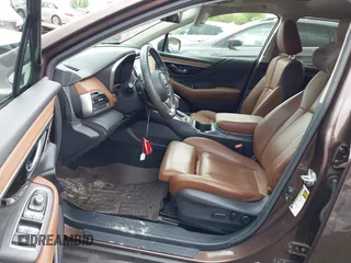 2022 Subaru Outback Touring XT with VIN 4S4BTGPD8N3104545, listed as a IAAI auction lot 42340546 with 24,930 mi miles and . Bid and sale history available at DreamBid. Image 5.
