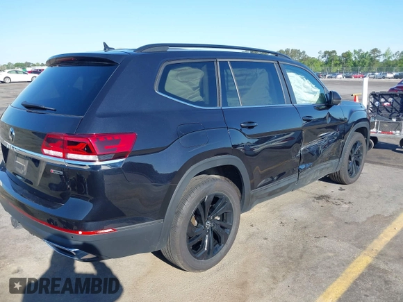 2022 Volkswagen Atlas SE z VIN 1V2KR2CA0NC564914, wystawiony jako IAAI lot #42035604 z przebiegiem 35 678 mil mil oraz . Historia ofert i sprzedaży dostępna na DreamBid. Obrazek 4.
