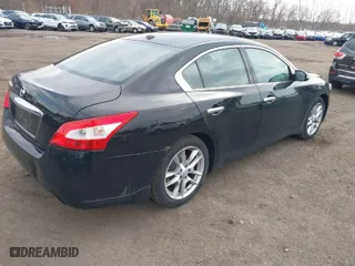 2010 Nissan Maxima 3.5 S with VIN 1N4AA5AP0AC824404, listed as a IAAI auction lot 41848364 with 192,490 mi miles. Bid and sale history available at carsss.com. Image 4.