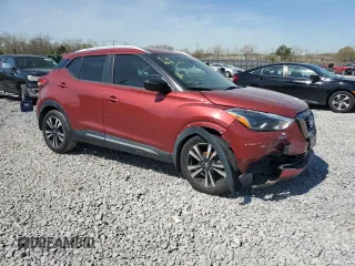 2020 Nissan Kicks SR with VIN 3N1CP5DVXLL477959, listed as a Copart auction lot 50915165 with 47,784 mi miles and Salvage Title. Bid and sale history available at carsss.com. Image 4.