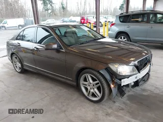 2013 Mercedes-Benz C 350 Sport with VIN WDDGF5HB7DG147211, listed as a IAAI auction lot 41615722 with 89,082 mi miles and . Bid and sale history available at DreamBid. Image 1.