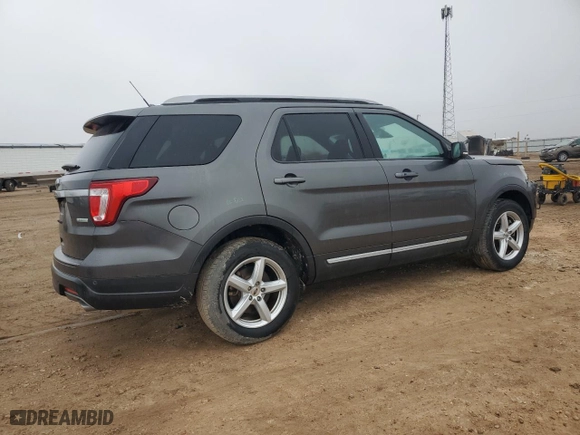 2019 Ford Explorer XLT with VIN 1FM5K7DH9KGA60146, listed as a Copart auction lot 87445104 with 64,549 mi miles and Salvage Title. Bid and sale history available at carsss.com. Image 3.