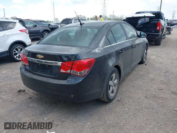 2014 Chevrolet Cruze 1LT z VIN 1G1PC5SB5E7268583, wystawiony jako IAAI lot #42123317 z przebiegiem 162 463 mil mil oraz . Historia ofert i sprzedaży dostępna na DreamBid. Obrazek 4.