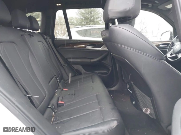 2018 BMW X3 xDrive30i with VIN 5UXTR9C57JLC79852, listed as a IAAI auction lot 40942487 with 87,050 mi miles. Bid and sale history available at carsss.com. Image 8.