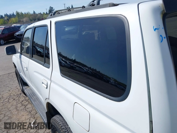 1998 Toyota 4Runner SR5 с VIN JT3GN86R5W0057330, выставлен на аукционе IAAI как лот 41970134 с пробегом 252 753 миль миль и . История ставок и продаж доступна на DreamBid. Изображение 17.