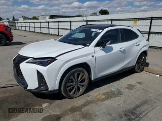 2023 Lexus UX 250h F Sport z VIN JTHB6JBH0P2155693, wystawiony jako Copart lot #56769475 z przebiegiem 61 661 mil mil oraz Szkoda całkowita • Salvage title. Historia ofert i sprzedaży dostępna na DreamBid. Obrazek 1.