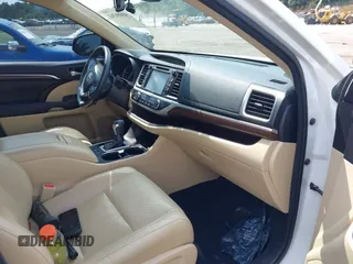 2016 Toyota Highlander Limited with VIN 5TDDKRFH0GS334968, listed as a IAAI auction lot 40088562 with 123,717 mi miles and . Bid and sale history available at DreamBid. Image 5.