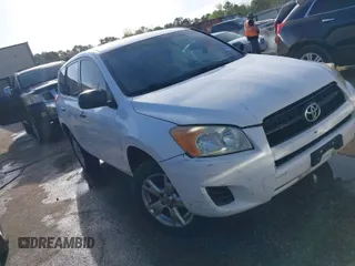 2009 Toyota RAV4 with VIN JTMZF33V09D005560, listed as a IAAI auction lot 41819622 with 276,849 mi miles. Bid and sale history available at carsss.com. Image 1.
