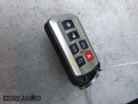2019 Toyota Sienna XLE Auto Access Seat с VIN 5TDYZ3DC4KS994036, выставлен на аукционе IAAI как лот 41202859 с пробегом 163 605 миль миль и . История ставок и продаж доступна на DreamBid. Изображение 11.