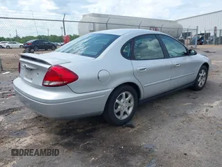 2006 Ford Taurus SE with VIN 1FAFP53U26A237678, listed as a IAAI auction lot 42172356 with 175,148 mi miles and . Bid and sale history available at DreamBid. Image 4.
