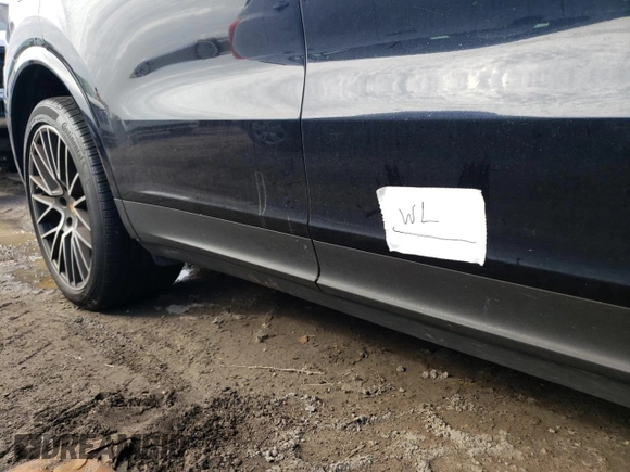 2021 Porsche Cayenne E-Hybrid with VIN WP1AE2AYXMDA24681, listed as a Copart auction lot 74823124 with 29,101 mi miles and Non repairable. Bid and sale history available at DreamBid. Image 13.