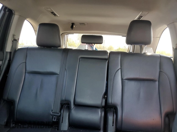 2019 Toyota Highlander SE z VIN 5TDJZRFH1KS629231, wystawiony jako Copart lot #54161975 z przebiegiem 218 689 mil mil oraz Szkoda całkowita • Salvage title. Historia ofert i sprzedaży dostępna na DreamBid. Obrazek 10.