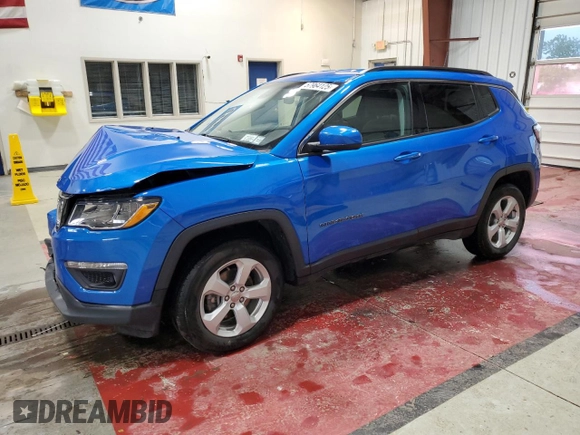 2021 Jeep Compass Latitude z VIN 3C4NJDBB0MT539879, wystawiony jako Copart lot #57964125 z przebiegiem 43 246 mil mil oraz Szkoda całkowita • Salvage title. Historia ofert i sprzedaży dostępna na DreamBid. Obrazek 1.