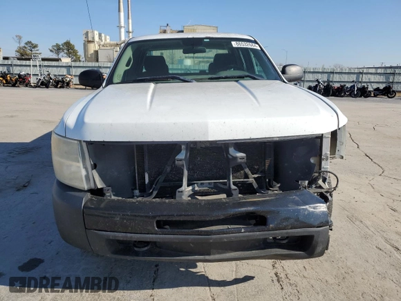 2011 Chevrolet Silverado 1500 Work Truck with VIN 1GCRKPEAXBZ449373, listed as a Copart auction lot 86532684 with 197,717 mi miles and Salvage Title. Bid and sale history available at DreamBid. Image 5.