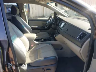 2016 Kia Sedona EX with VIN KNDMC5C11G6184513, listed as a IAAI auction lot 41488816 with 184,476 mi miles. Bid and sale history available at carsss.com. Image 5.