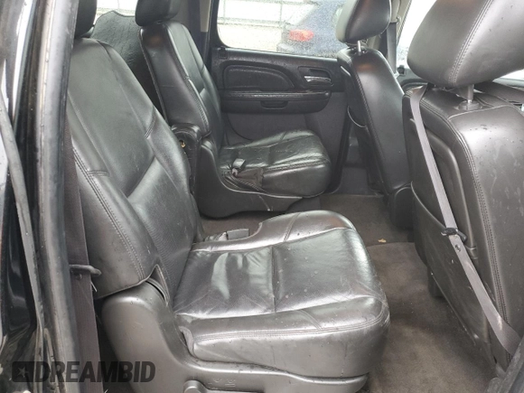 2011 GMC Yukon XL Denali z VIN 1GKS2MEF4BR140739, wystawiony jako Copart lot #50979175 z przebiegiem 237 005 mil mil oraz Szkody całkowita. Historia ofert i sprzedaży dostępna na DreamBid. Obrazek 11.