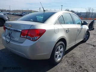 2014 Chevrolet Cruze 1LT with VIN 1G1PC5SB2E7449026, listed as a IAAI auction lot 41869826 with 117,635 mi miles. Bid and sale history available at carsss.com. Image 4.