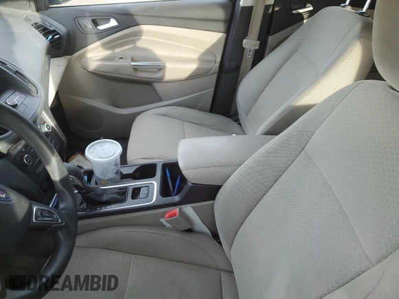 2018 Ford Escape SE z VIN 1FMCU9GDXJUD21466, wystawiony jako Copart lot #46266395 z przebiegiem Nie podano mil oraz Szkoda całkowita • Salvage title. Historia ofert i sprzedaży dostępna na DreamBid. Obrazek 7.