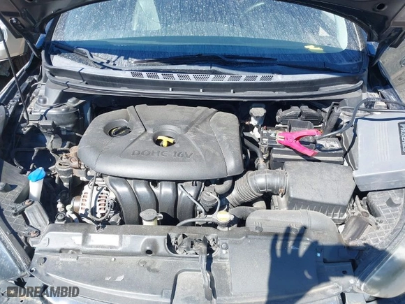 2012 Hyundai Elantra Limited with VIN 5NPDH4AEXCH090017, listed as a IAAI auction lot 37121157 with 176,542 mi miles. Bid and sale history available at carsss.com. Image 10.
