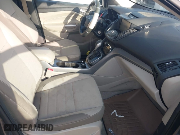 2013 Ford Escape SE with VIN 1FMCU0GX3DUC51805, listed as a IAAI auction lot 42481078 with 162,805 mi miles and . Bid and sale history available at DreamBid. Image 5.