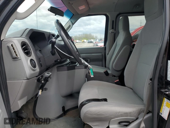 2012 Ford Econoline Passenger XL with VIN 1FBSS3BL3CDA97191, listed as a Copart auction lot 55284565 with 282,195 mi miles and Salvage title. Bid and sale history available at DreamBid. Image 7.