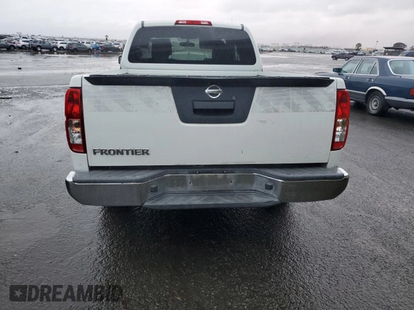 2014 Nissan Frontier S z VIN 1N6BD0CTXEN744618, wystawiony jako Copart lot #43458135 z przebiegiem 106 800 mil mil oraz Czysty tytuł • Clean title. Historia ofert i sprzedaży dostępna na DreamBid. Obrazek 6.
