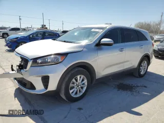 2020 Kia Sorento LX V6 with VIN 5XYPG4A55LG627108, listed as a Copart auction lot 49241195 with 226,504 mi miles and Salvage Title. Bid and sale history available at carsss.com. Image 1.