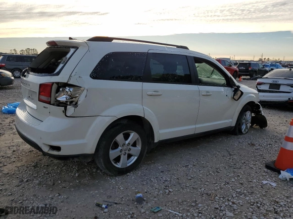 2014 Dodge Journey SXT with VIN 3C4PDCBBXET102189, listed as a Copart auction lot 88049715 with 160,117 mi miles and Salvage Title. Bid and sale history available at carsss.com. Image 3.
