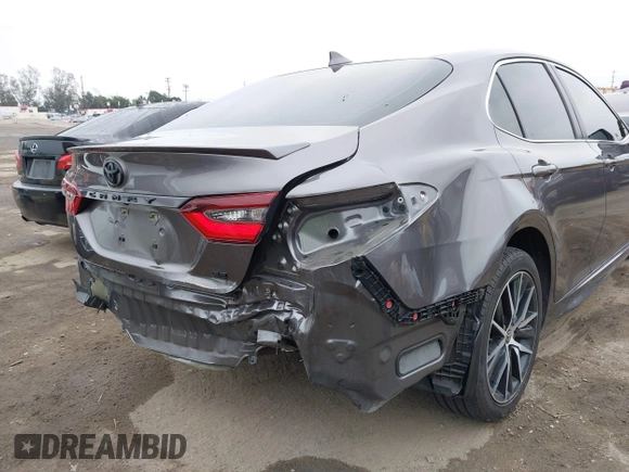 2022 Toyota Camry SE with VIN 4T1G11AK2NU674888, listed as a IAAI auction lot 41883188 with 41,566 mi miles and . Bid and sale history available at DreamBid. Image 6.
