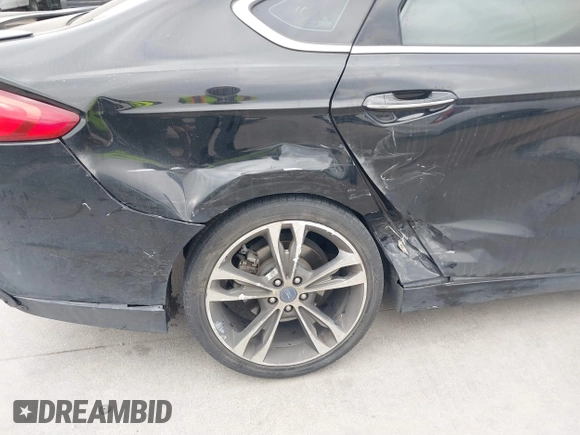 2017 Ford Fusion Titanium with VIN 3FA6P0K9XHR187444, listed as a IAAI auction lot 41753374 with 88,029 mi miles. Bid and sale history available at carsss.com. Image 18.