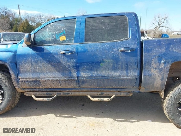 2016 Chevrolet Silverado 1500 LT with VIN 3GCUKREC8GG277746, listed as a IAAI auction lot 41652068 with NaN miles. Bid and sale history available at carsss.com. Image 14.