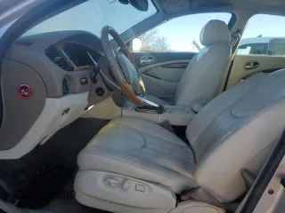 2001 Jaguar S-Type with VIN SAJDA01PX1GM07098, listed as a Copart auction lot 41998545 with 57,362 mi miles and Clean Title. Bid and sale history available at DreamBid. Image 7.
