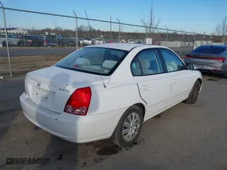 2006 Hyundai Elantra GLS with VIN KMHDN46D16U221642, listed as a IAAI auction lot 41754150 with 91,814 mi miles. Bid and sale history available at carsss.com. Image 4.