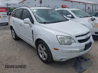 2014 Chevrolet Captiva Sport LT z VIN 3GNAL3EK7ES662902, wystawiony jako IAAI lot #41932230 z przebiegiem 162 823 mil mil oraz . Historia ofert i sprzedaży dostępna na DreamBid. Obrazek 1.