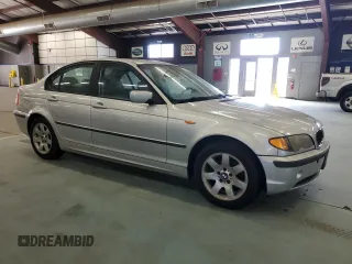 2003 BMW 3 Series 325xi with VIN WBAEU33493PH89898, listed as a Copart auction lot 70928174 with 123,357 mi miles and Clean Title. Bid and sale history available at carsss.com. Image 4.