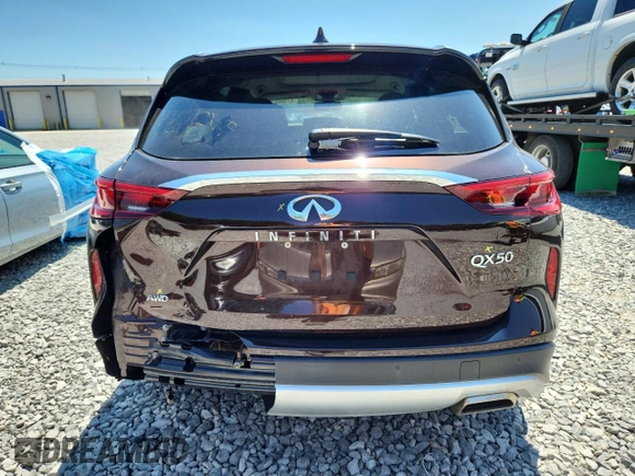 2021 Infiniti QX50 Essential with VIN 3PCAJ5CB5MF119830, listed as a Copart auction lot 61600225 with 55,469 mi miles and Salvage title. Bid and sale history available at DreamBid. Image 6.