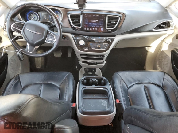 2017 Chrysler Pacifica Touring L with VIN 2C4RC1BG0HR734380, listed as a Copart auction lot 51784715 with 161,031 mi miles and Salvage Title. Bid and sale history available at DreamBid. Image 8.