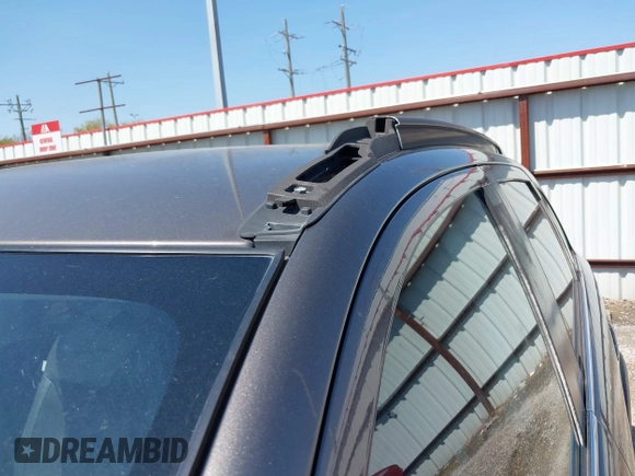 2018 Mitsubishi Outlander SEL z VIN JA4AP4AW4JU018385, wystawiony jako IAAI lot #41868875 z przebiegiem 83 910 mil mil oraz . Historia ofert i sprzedaży dostępna na DreamBid. Obrazek 19.