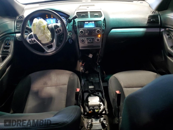 2013 Ford Utility Police Interceptor with VIN 1FM5K8AR4DGA51506, listed as a Copart auction lot 89002865 with 267,670 mi miles and Non Repairable. Bid and sale history available at carsss.com. Image 8.
