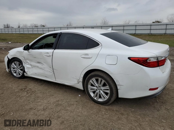 2014 Lexus ES with VIN JTHBK1GG2E2138953, listed as a Copart auction lot 45908925 with 185,896 mi miles and Salvage Title. Bid and sale history available at carsss.com. Image 2.