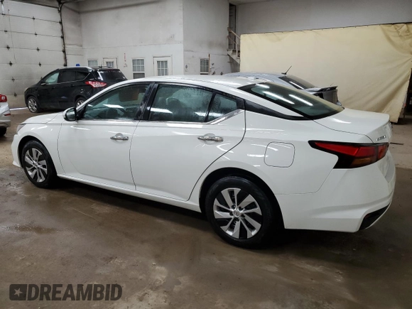2020 Nissan Altima 2.5 S with VIN 1N4BL4BW6LN316329, listed as a Copart auction lot 52028775 with 171,261 mi miles and Clean Title. Bid and sale history available at carsss.com. Image 2.